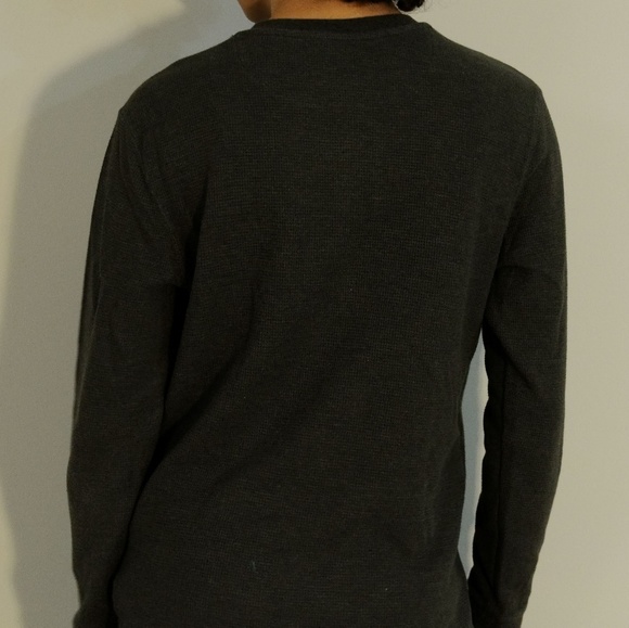 ¤ Henley ¤ - Picture 5 of 6